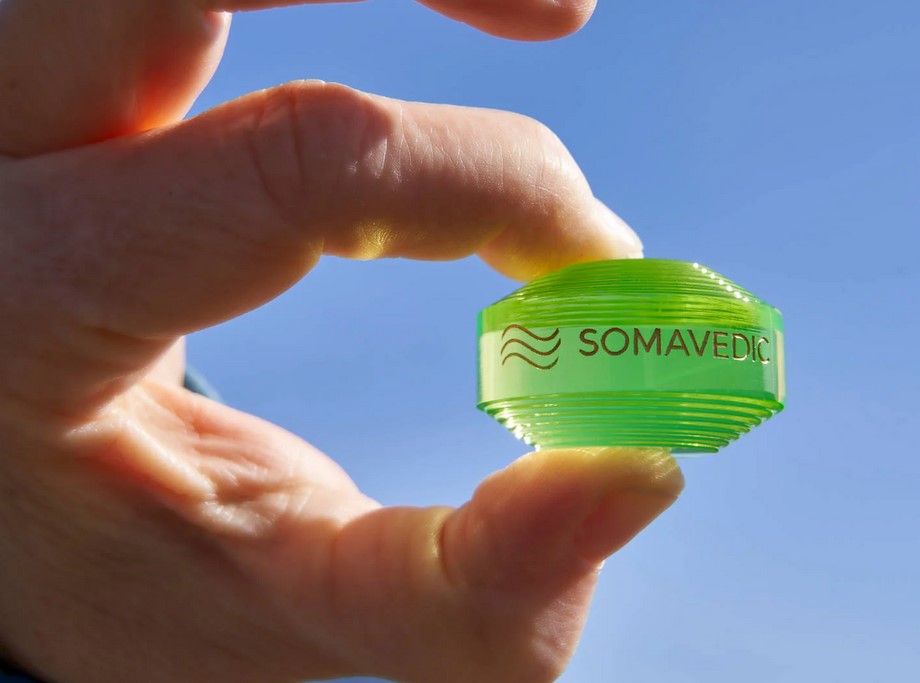 Somavedic Button  Green